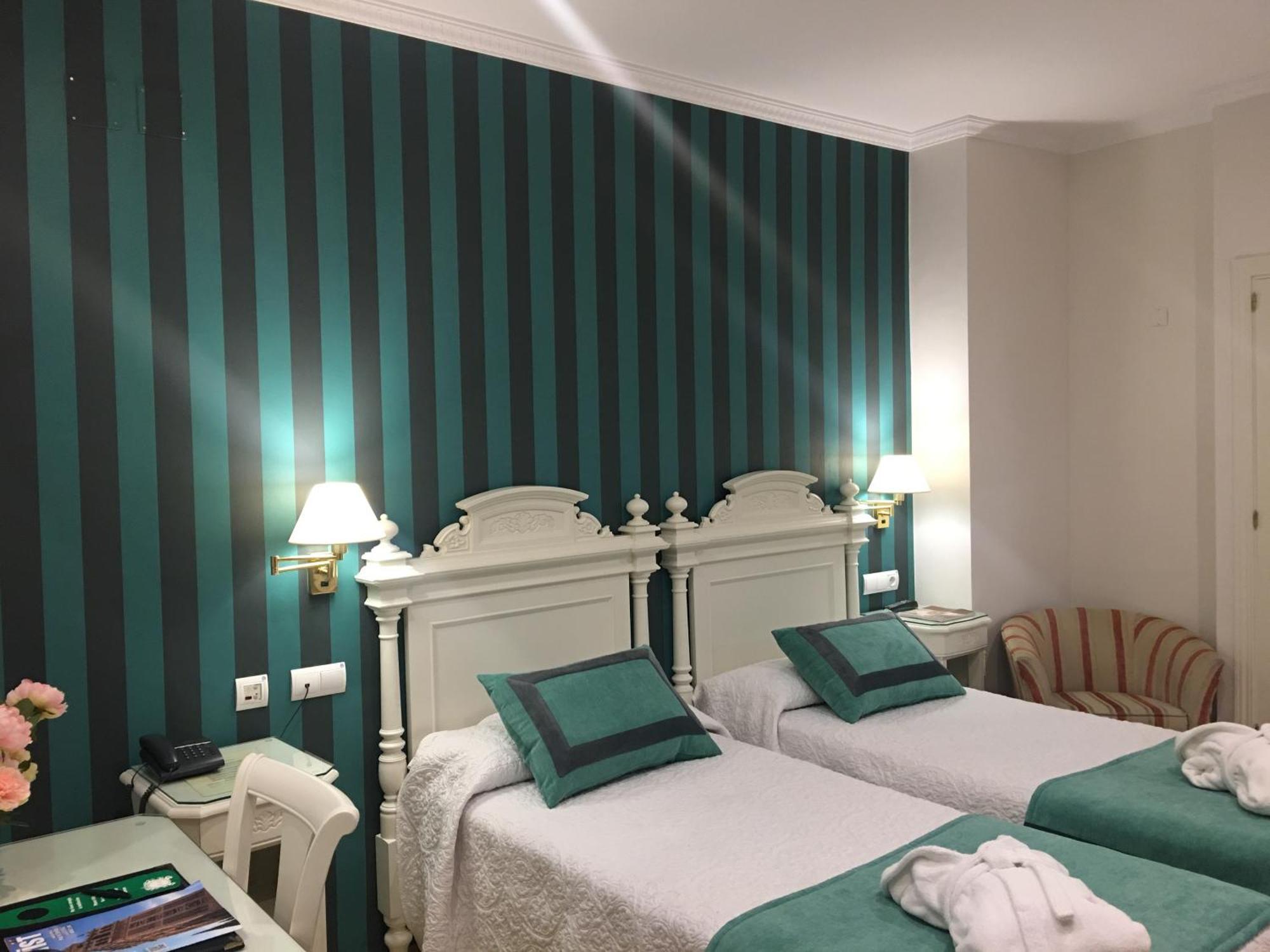 Adriano Boutique Sevilla — Photos 3